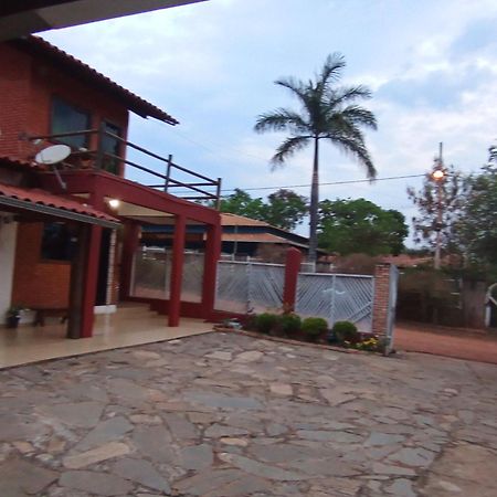 Pousada Central Santana Do Riacho Exterior photo